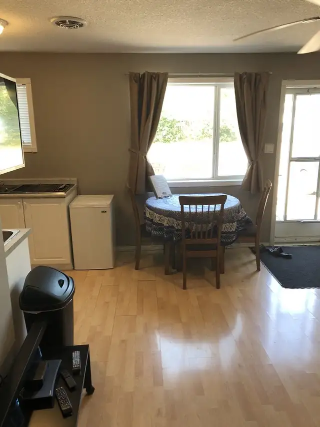 Cabins for Rent in Regina Beach, Sk, Can in Saskatchewan in Canada - Image 3