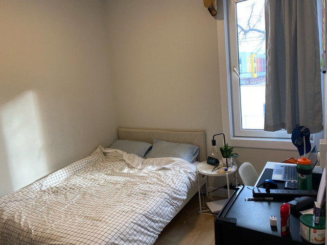 Room for Rent June 1 to Aug 30 in Room Rentals & Roommates in City of Halifax