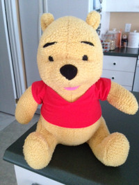 Winnie The Pooh  *VINTAGE*