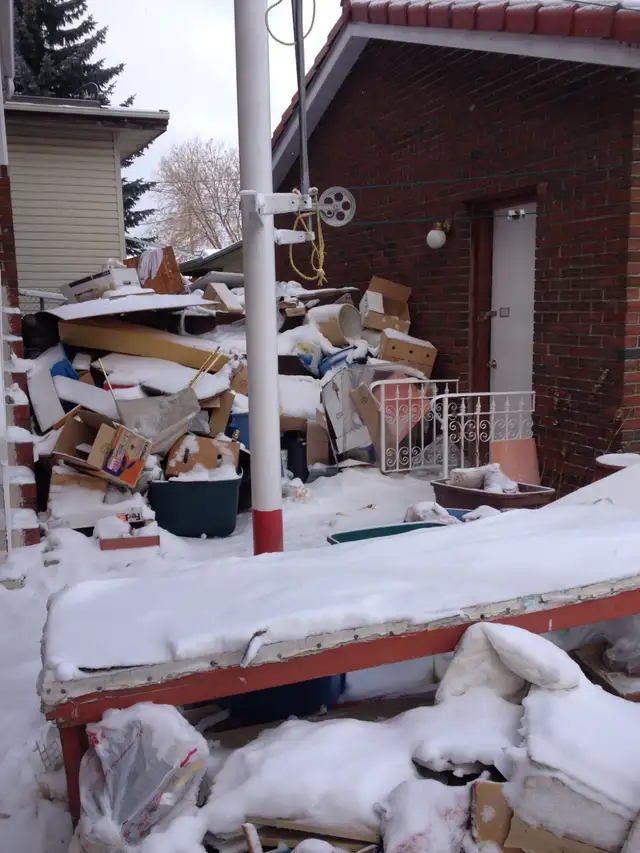 Junk Removal in Cleaners & Cleaning in Calgary - Image 9