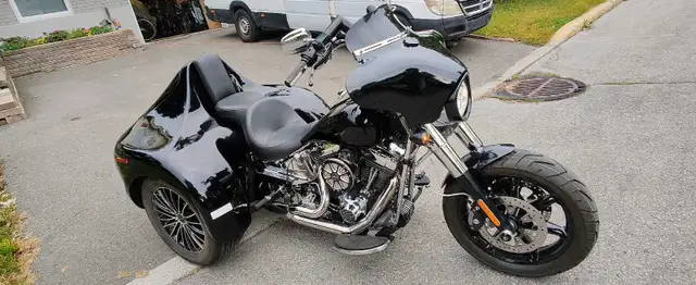 Harley Davidson Trike in Touring in City of Montréal - Image 9