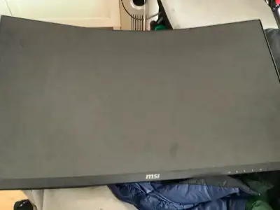 MSI Model 3CC3  Optix G271C curved monitor obo, View more