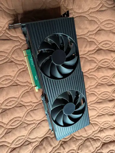Selling my used GeForce RTX 3080, a high-performance graphics card with 10GB of GDDR6X memory, perfe...