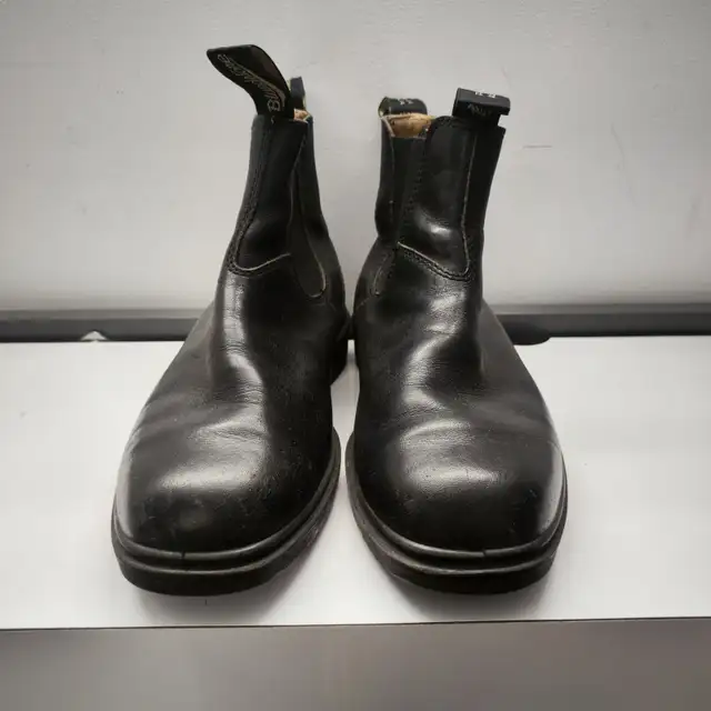 Blundstone Boots Black Classic - Womens 7.5 US in Women's - Shoes in City of Toronto - Image 3