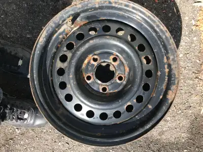 4 Chevrolet 15 inch Rims bolt pattern 5x115mm.
