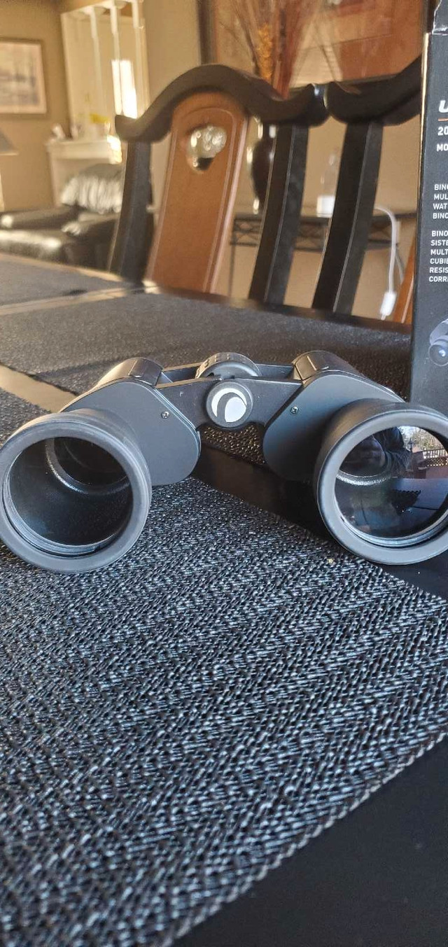 New binoculars  in Hobbies & Crafts in City of Toronto - Image 4