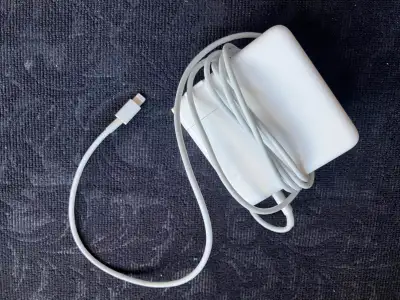 APPLE USB C 87w Power Adapter Suitable for MacBook Pro 15" 2016-, View more