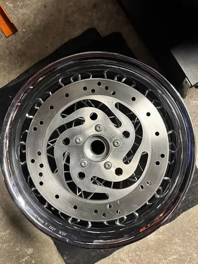 Harley Softail Chrome Front Wheel w/ rotor—like new From 2016 Softail Heritage 16”x3” 11.5” rotor $1...