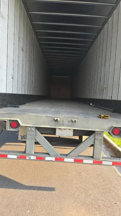 2019 vanguard trailer 53f dry van food grade, tandem Axle, clean , safty , good condation, due decem...
