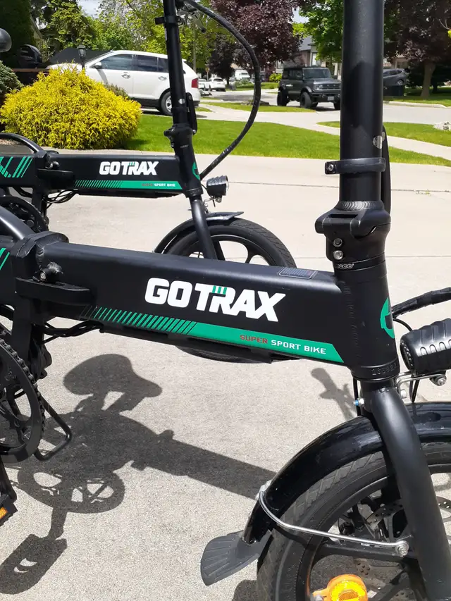 TWO - Foldable ELECTRIC  Bikes in eBike in Hamilton - Image 5