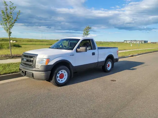 2014 ford f150 XT