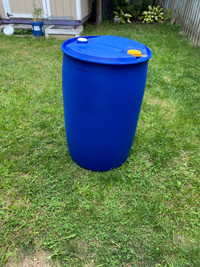 55 gallon plastic barrels-pick up im Havelock area