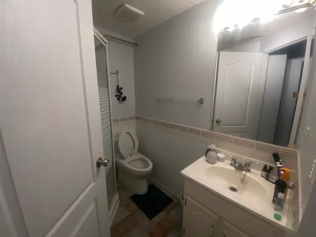 Room for Rent63362401278977122
