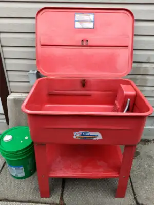 For sale a King Canada 20 gallon parts washer in good working condition. Asking $50 Please reply to...