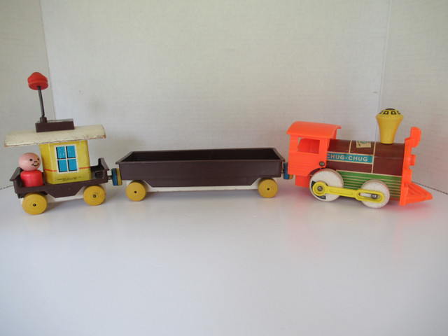Vintage Fisher Price Pull Toys in Arts & Collectibles in Sudbury - Image 2