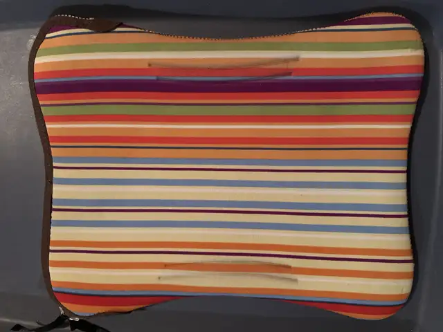 Built NY Neoprene Laptop Sleeve - Multicoloured Stripes in Laptop Accessories in Oakville / Halton Region - Image 3