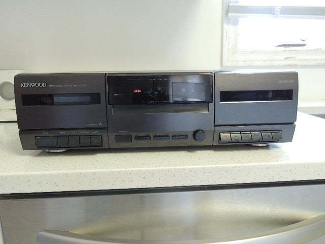 Kenwood CT201 Dual Cassette Deck w/Dolby in Stereo Systems & Home Theatre in Mississauga / Peel Region