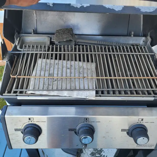 BBQ for Sale in BBQs & Outdoor Cooking in Edmonton - Image 4