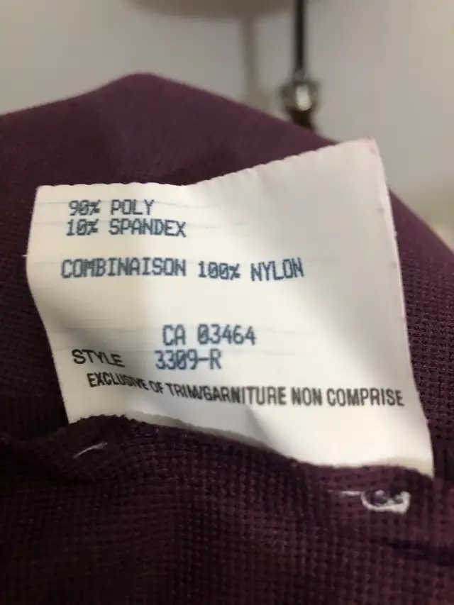 Women’s Burgundy Two Piece Suit. Size 13/11. Like New. in Women's - Dresses & Skirts in Edmonton - Image 11