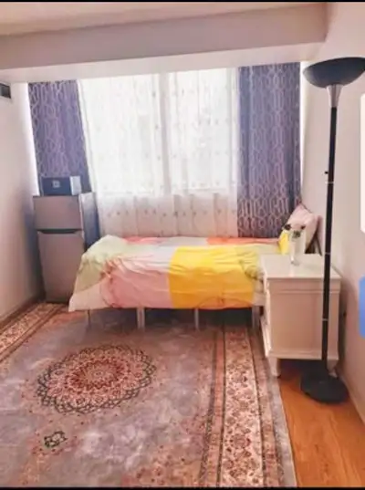 "Room for rent: A bedroom with a private bathroom, including internet, water, and electricity, avail...
