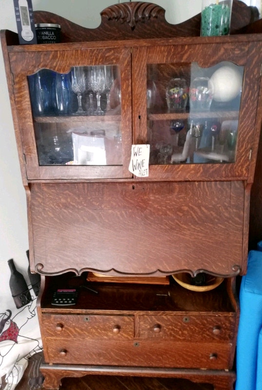 ANTIQUE TIGER OAK SECRETARY DESK W/DISPLAY & DRAWERS Hutches