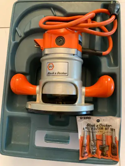 Working Near Mint Orange Black & Decker Router Kit 7611  7610-04, View more