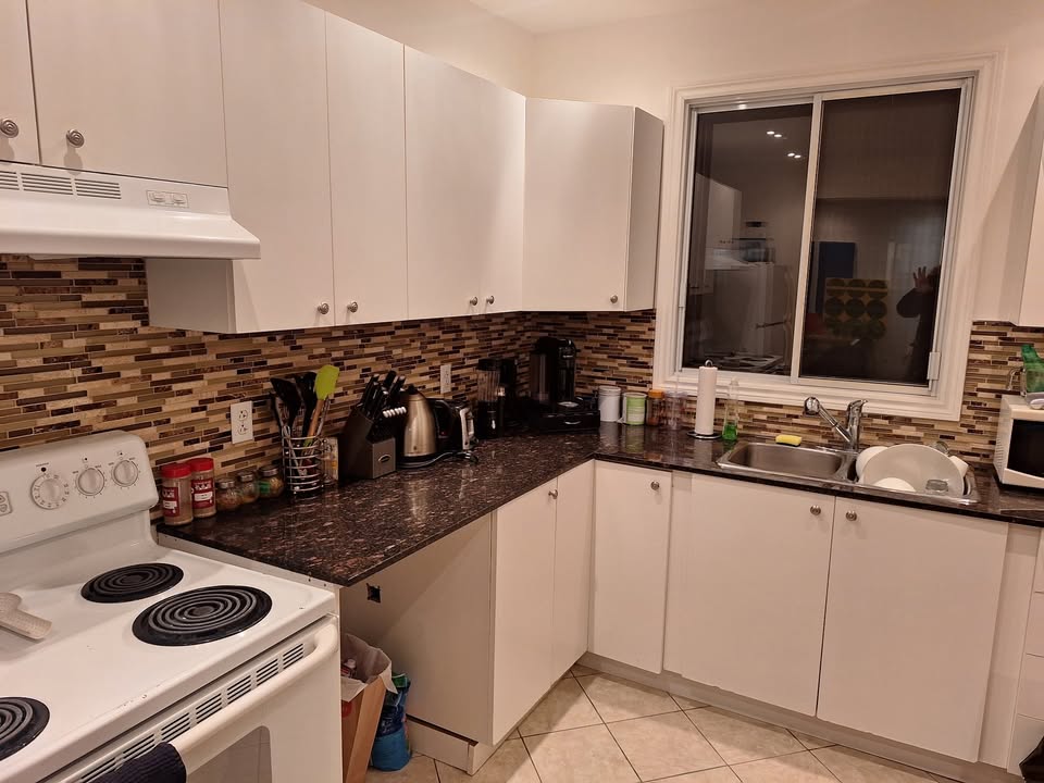 4 1/2 NDG/CDN — photo 2