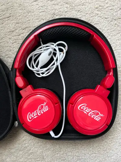 Condition: 100% Brand New, Never Used Product Name/Type: Coca-Cola Headphones Headphone Color: Red C...