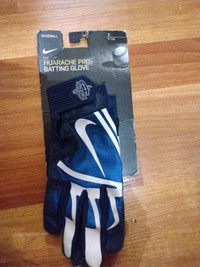 Baseball batting gloves