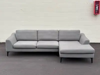 FABRIC SECTIONAL IN GREAT CONDITION, View more