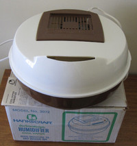 Vintage Hankscraft Vaporizer/Humidifier In Original Box