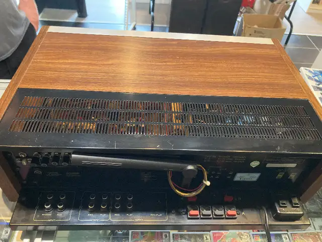 PIONEER SX-650 Récepteur Amplificateur 1976 Vintage Vinyle Tuner in Stereo Systems & Home Theatre in Sherbrooke - Image 6