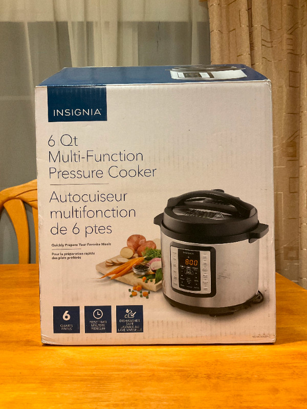 INSIGNIA 6 Qt Multi - Function Pressure Cooker in Microwaves & Cookers in Brockville