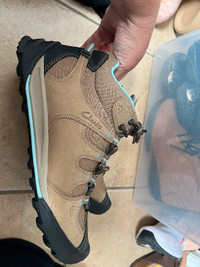 Size 9 Clarks Hiking Boot