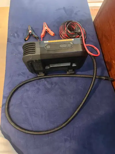 NOCO AIR20 portable air compressor, View more