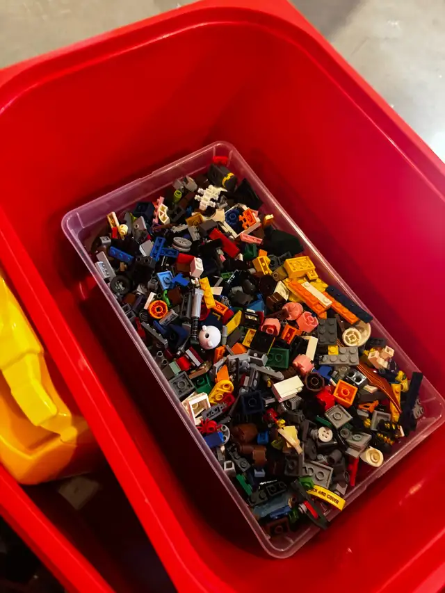 Lego Bulk Lot in Toys & Games in Gatineau - Image 5