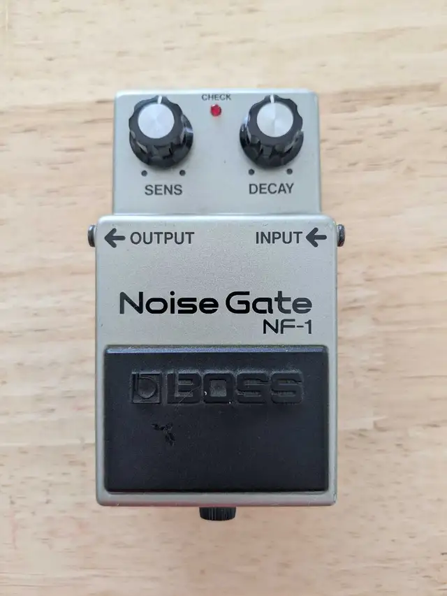 Boss Noise Gate NF-1 Guitar Bass Effects Pedal in Amps & Pedals in Ottawa - Image 2