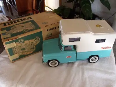 RECHECHE VIEUX JOUET CAMION, AUTO ,ROBOT,BATEAUX, AVION, EN METAL PLASTIC, TOLE, 1970 ET MOINS , TON...