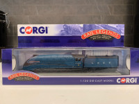 2 Corgi 1:120 Scale  Die Cast Mallard and Rail Legends Trains