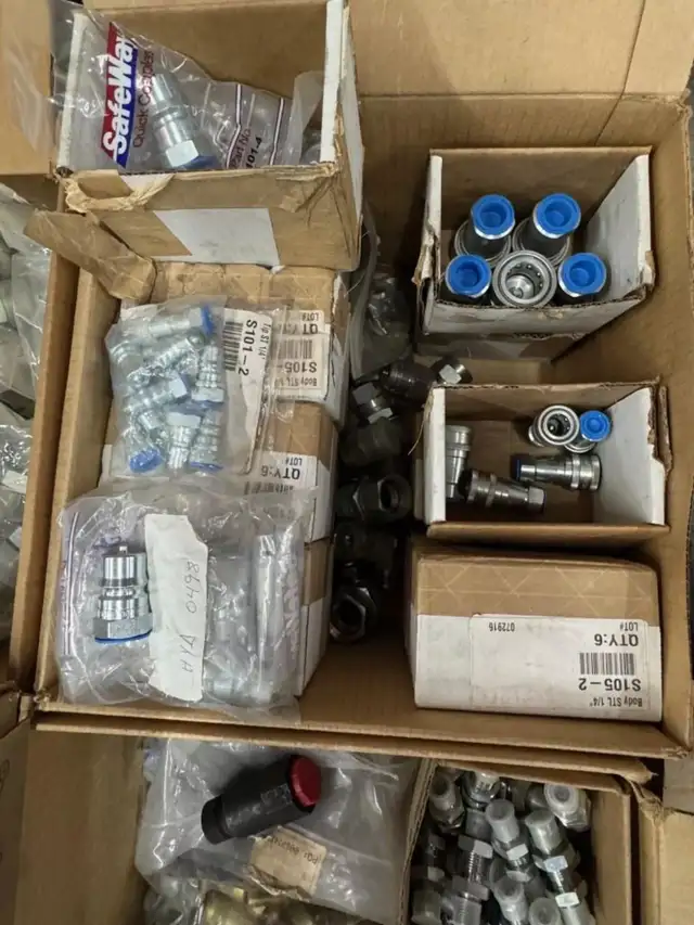 Raccords hydrauliques - Hydraulic fittings in Other in Drummondville - Image 4