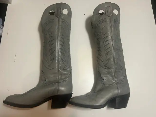 Brand New Alberta Boots Western Stampede Leathe rCowboy Boots in Women's - Shoes in Calgary - Image 3