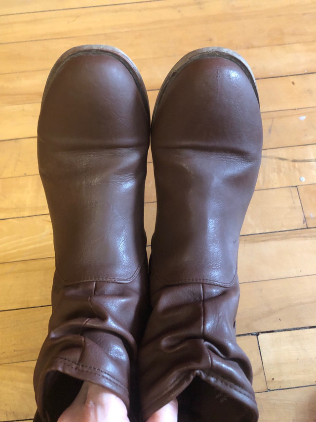 Brown ankle boots size 9 US woman / bottes brunes grandeur 9 US  in Women's - Shoes in Gatineau - Image 4