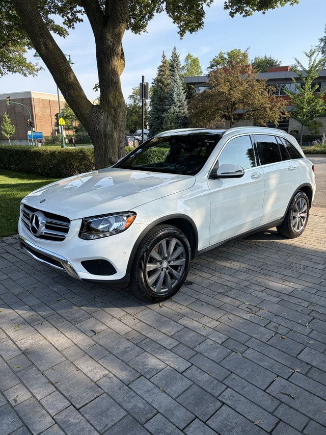 2016 Mercedes GLC-300 4Matic SUV