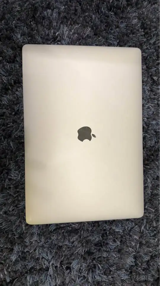 MacBook Pro 16“ 2019 64gb RAM in Laptops in City of Montréal - Image 3