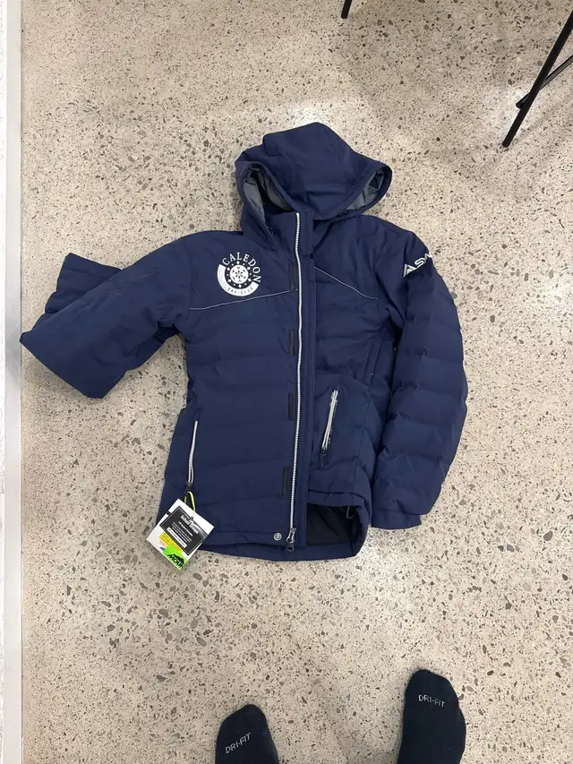 adult XS SYNC ski jacket Caledon in Men's in City of Toronto - Image 3
