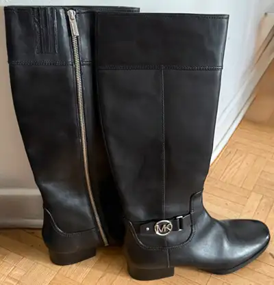 Michael Kors Boots (Brand New), View more