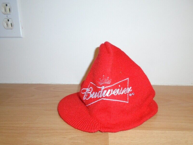 tuque d'hiver Budweiser/budweiser winter hat dans Articles multiples  à Lévis