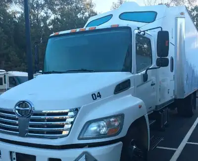 We’re hiring DZ drivers for expedited runs to the East Coast USA ONLY, no local runs available. Star...