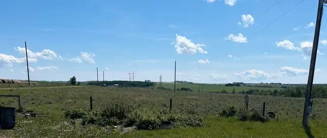 ️ Fenced 3–4 Acres for Contractor Storage – Near Cochrane62863731851650120