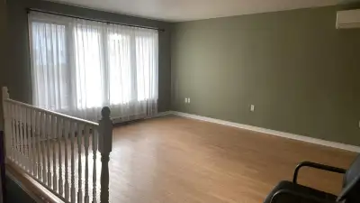 Room for rent in Kentville near Foodland and Ultramar Gasoline Station, close to all amenities schoo...